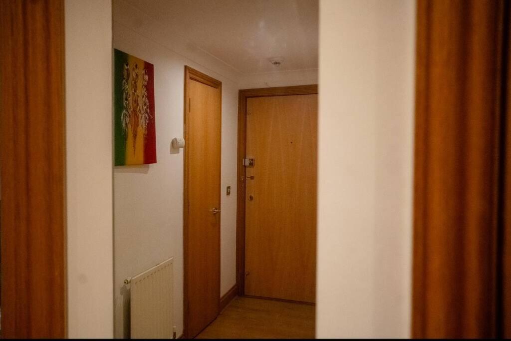 1-Bed Flat In Ocean Village Σαουθάμπτον Εξωτερικό φωτογραφία