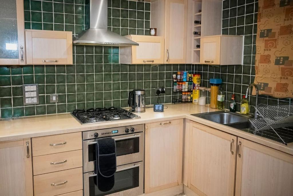 1-Bed Flat In Ocean Village Σαουθάμπτον Εξωτερικό φωτογραφία