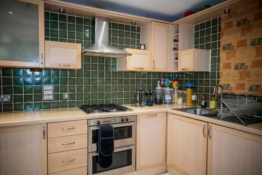 1-Bed Flat In Ocean Village Σαουθάμπτον Εξωτερικό φωτογραφία