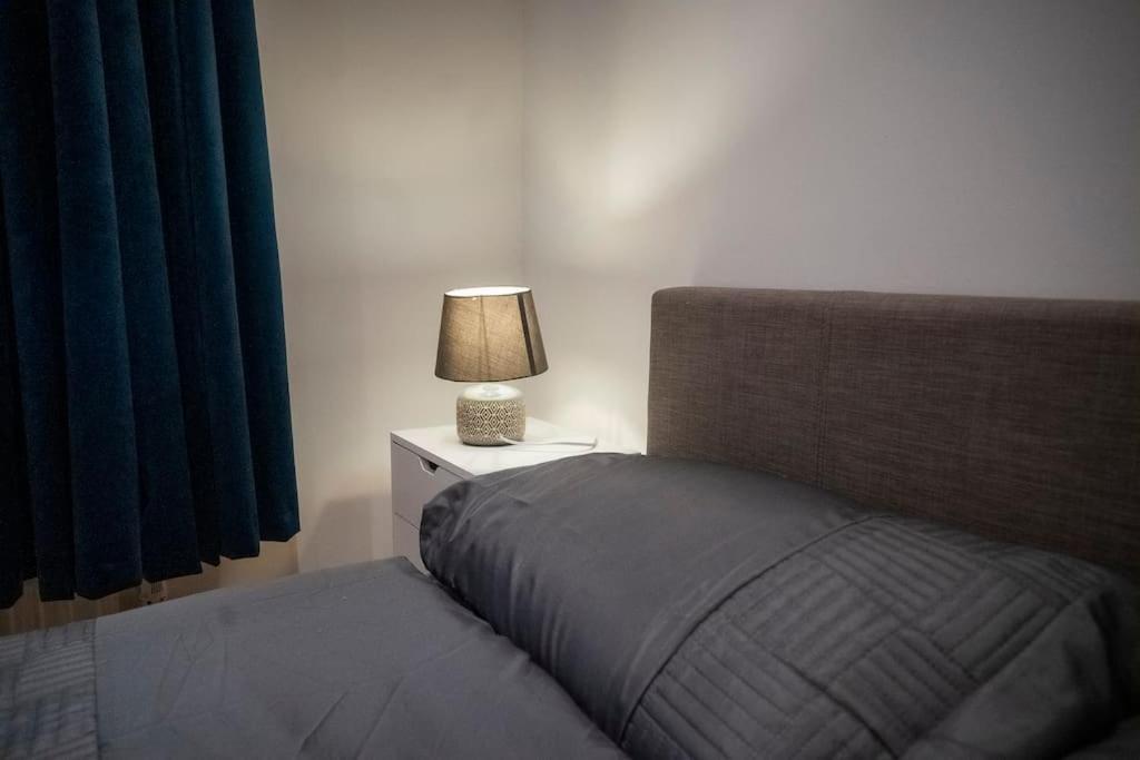 1-Bed Flat In Ocean Village Σαουθάμπτον Εξωτερικό φωτογραφία